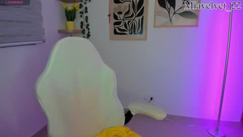 Mia Velvet  online show from February 2026 04:53:01 AM