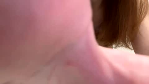 miavelvetxo online show from April 2026 08:33:02 PM