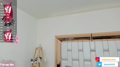 Mia Villalobos online show from February 2025 12:23:02 PM