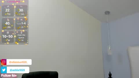 Mia Villalobos online show from October 2025 11:47:01 AM