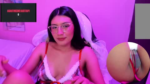 Snapshot of miavoss_ chatting on December 2024 08:26:02 AM mia online show from December 2024 08:26:02 AM