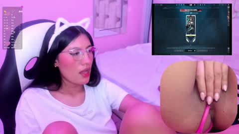 Snapshot of miavoss_ chatting on January 2025 09:15:02 AM mia online show from January 2025 09:15:02 AM