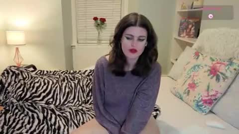 Snapshot of miawallace__ chatting on September 2025 08:52:01 PM Mia online show from September 2025 08:52:01 PM