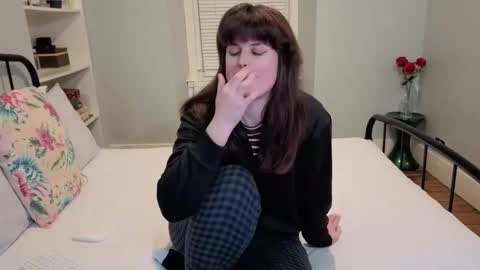 Snapshot of miawallace__ chatting on February 2026 09:57:02 PM Mia online show from February 2026 09:57:02 PM