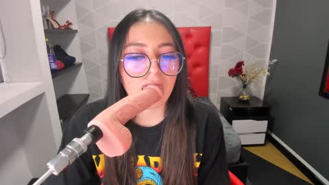 M I A W I L S online show from February 2025 01:22:01 AM