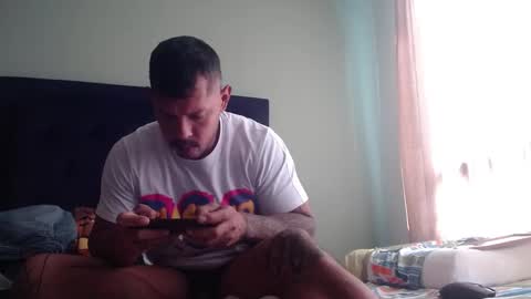 Snapshot of michael_daviss1 chatting on November 2025 06:02:01 PM Michael Daviss online show from November 2025 06:02:01 PM