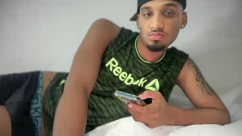 Snapshot of michael_jordanx chatting on January 2025 12:17:01 AM Angel online show from January 2025 12:17:01 AM