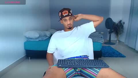 Snapshot of michael_jordanx chatting on February 2025 02:11:02 AM Angel online show from February 2025 02:11:02 AM