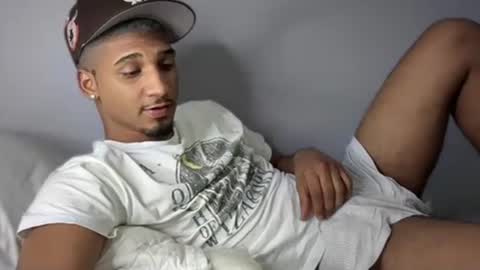 Snapshot of michael_jordanx chatting on February 2025 12:57:01 AM Angel online show from February 2025 12:57:01 AM