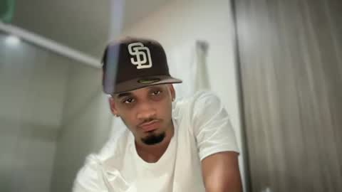 Snapshot of michael_jordanx chatting on March 2025 03:59:01 PM Angel online show from March 2025 03:59:01 PM