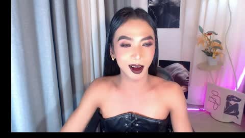 michaelagoddess online show from April 2026 12:30:01 AM