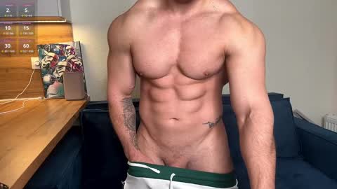 michaelbradley_for_u online show from February 2025 07:01:01 AM