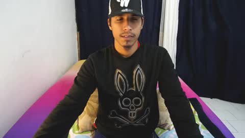 Snapshot of michaelhotbbc chatting on November 2025 04:36:01 AM Michael online show from November 2025 04:36:01 AM