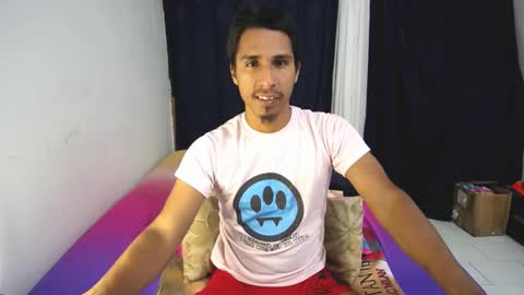 Snapshot of michaelhotbbc chatting on December 2025 05:23:01 AM Michael online show from December 2025 05:23:01 AM