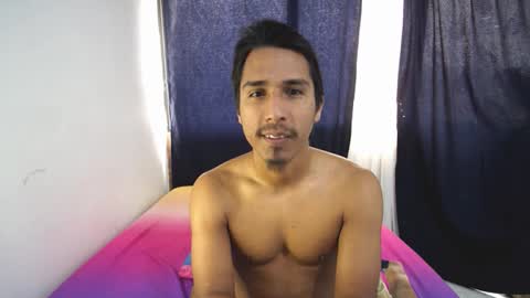 Snapshot of michaelhotbbc chatting on December 2025 01:09:02 PM Michael online show from December 2025 01:09:02 PM