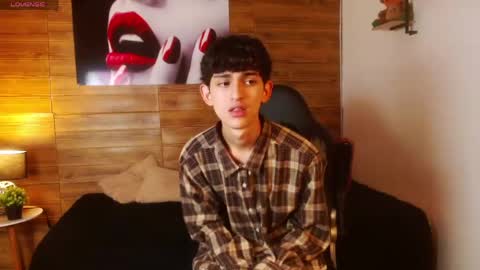 michaelkoiv online show from May 2026 06:09:01 PM