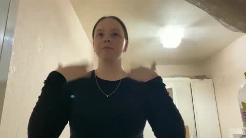 Snapshot of michaellacognata chatting on December 2025 03:30:01 PM Michaell online show from December 2025 03:30:01 PM