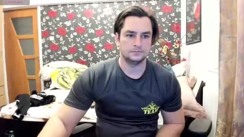 michaelragnar90 online show from February 2025 12:28:01 PM