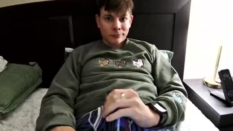 michaeltwinkboy online show from June 2026 05:04:01 PM