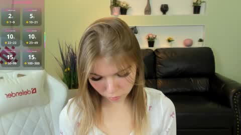 michafox online show from April 2026 01:41:01 PM