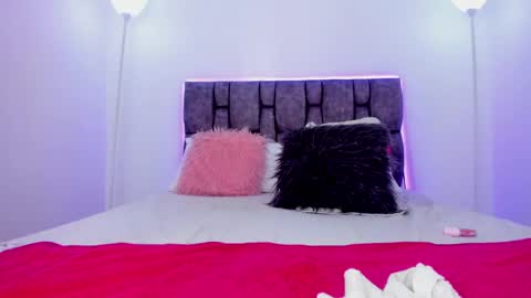 Snapshot of michel_morrinson chatting on December 2024 04:26:01 PM Michelle online show from December 2024 04:26:01 PM