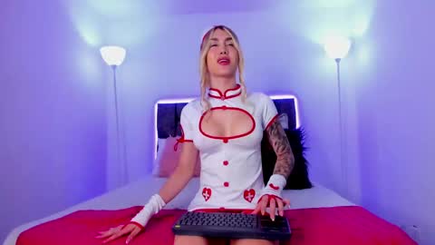 Snapshot of michel_morrinson chatting on January 2025 01:04:02 PM Michelle online show from January 2025 01:04:02 PM