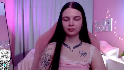 Snapshot of michela_fruet chatting on June 2026 01:38:02 AM Kate online show from June 2026 01:38:02 AM