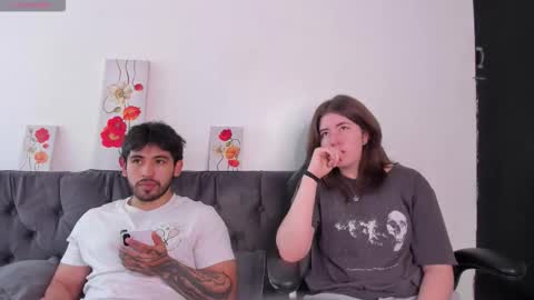 Snapshot of michelandchris chatting on December 2025 12:20:01 PM MichelandChris online show from December 2025 12:20:01 PM