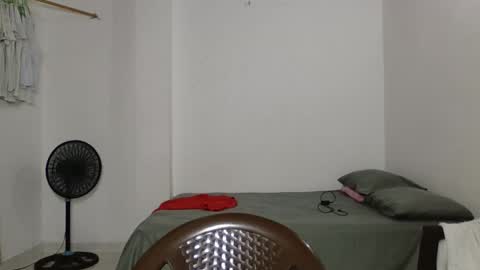 MichelandDavid online show from December 2025 10:04:02 PM