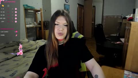 Snapshot of micheledoll chatting on December 2024 10:16:01 AM MicheleDoll online show from December 2024 10:16:01 AM