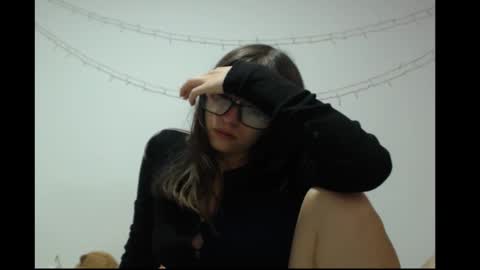 Snapshot of michell_bunny1 chatting on March 2026 03:00:02 AM Michell online show from March 2026 03:00:02 AM