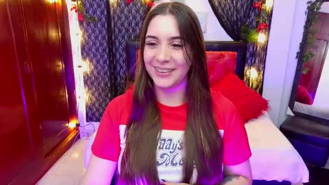 Snapshot of michell_h chatting on February 2025 01:35:01 AM Nani online show from February 2025 01:35:01 AM