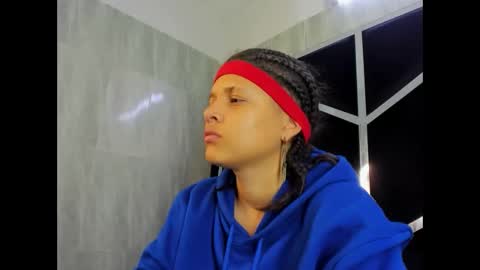 michell_rs online show from February 2025 01:10:01 AM