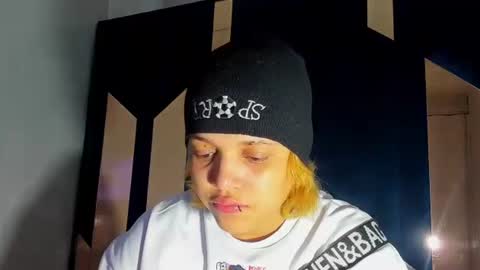 michell_rs online show from September 2025 03:22:01 AM