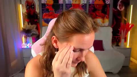 MichelleOrtis online show from December 2025 12:43:02 PM