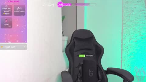 Michellee online show from February 2025 11:15:02 PM