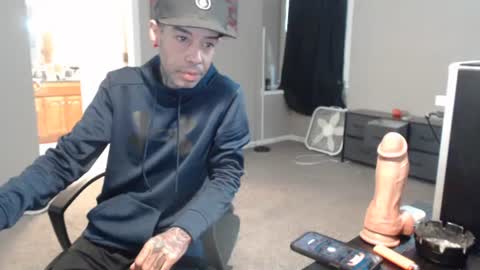 Snapshot of michigan9000 chatting on October 2025 04:18:02 PM michigan9000 online show from October 2025 04:18:02 PM