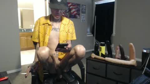 Snapshot of michigan9000 chatting on November 2025 02:06:02 PM michigan9000 online show from November 2025 02:06:02 PM