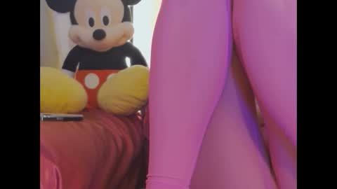 Snapshot of mickeyshyne69 chatting on February 2025 03:48:01 AM Mickey online show from February 2025 03:48:01 AM