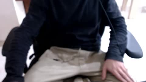 Snapshot of microfama00 chatting on January 2026 03:01:02 AM microfama00 online show from January 2026 03:01:02 AM