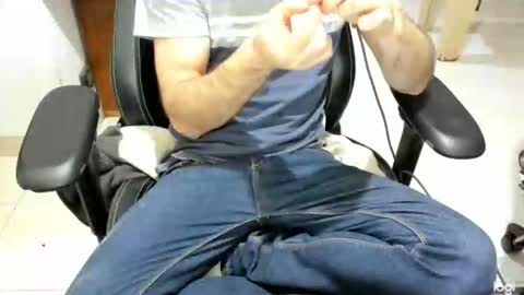 Snapshot of microfama00 chatting on February 2026 10:52:02 PM microfama00 online show from February 2026 10:52:02 PM