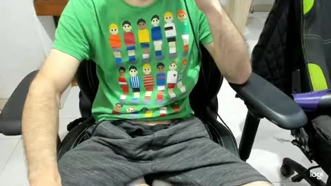 microfama00 online show from June 2026 06:21:02 PM
