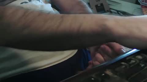 micwalrus online show from September 2025 04:07:01 PM