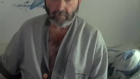 Snapshot of midhir chatting on February 2025 02:54:02 PM kike online show from February 2025 02:54:02 PM