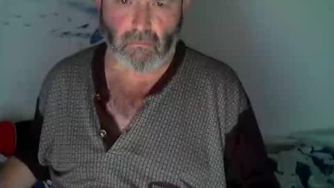 Snapshot of midhir chatting on December 2025 02:55:01 PM kike online show from December 2025 02:55:01 PM