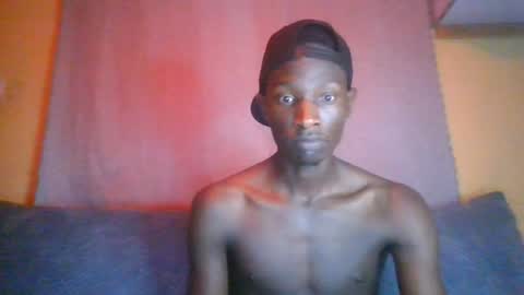 DZADDY YOO online show from June 2026 11:32:01 PM