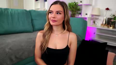 Alice online show from October 2025 06:19:02 PM