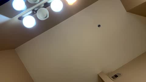 SexyLatinaCouple online show from November 2025 11:32:01 AM