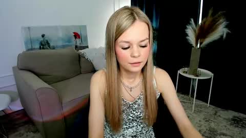 midnighteaura online show from May 2026 11:26:02 AM