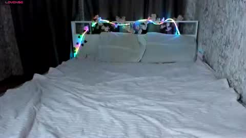 midnightfable online show from August 2026 09:17:01 PM